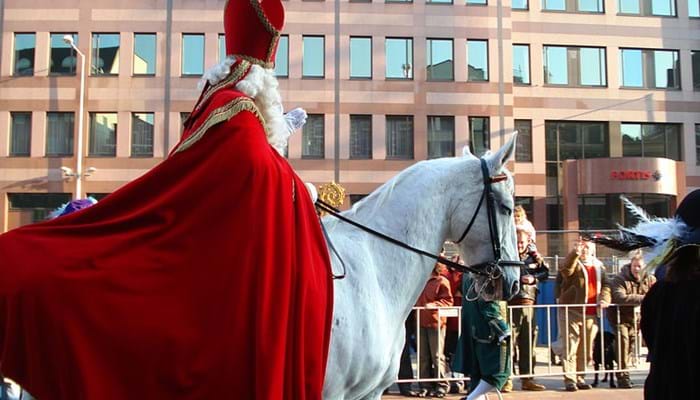 800Px Sinterklaas Op Paard